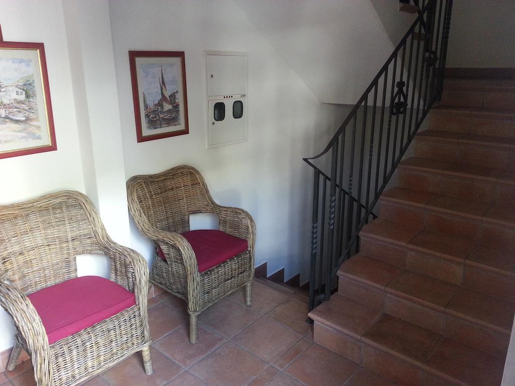 Villa Sara Guesthouse Sveti Stefan Ngoại thất bức ảnh
