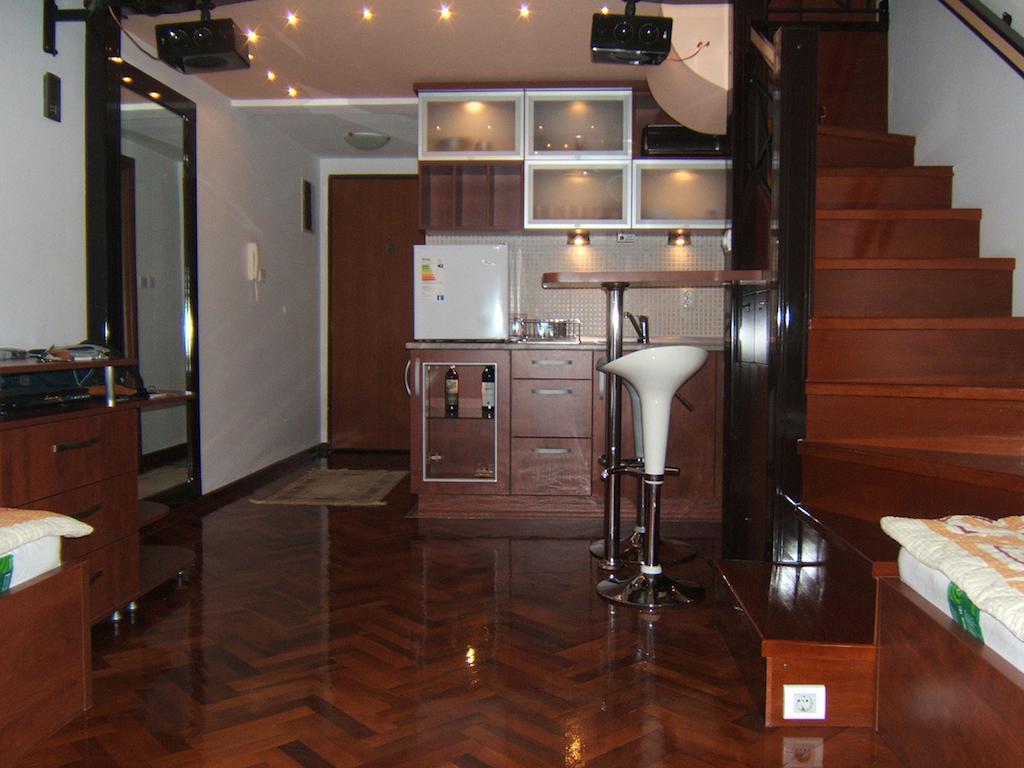 Villa Sara Guesthouse Sveti Stefan Phòng bức ảnh