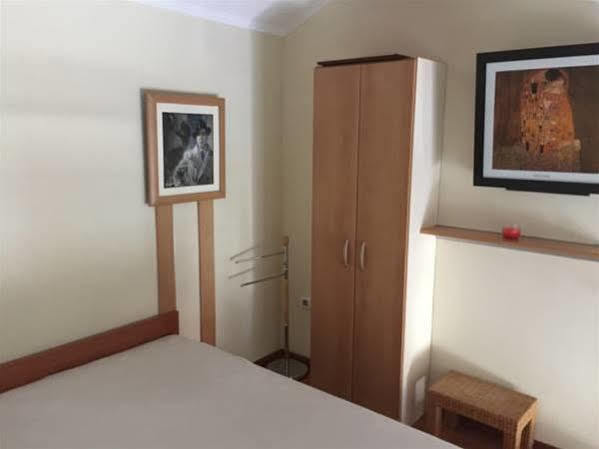 Villa Sara Guesthouse Sveti Stefan Ngoại thất bức ảnh